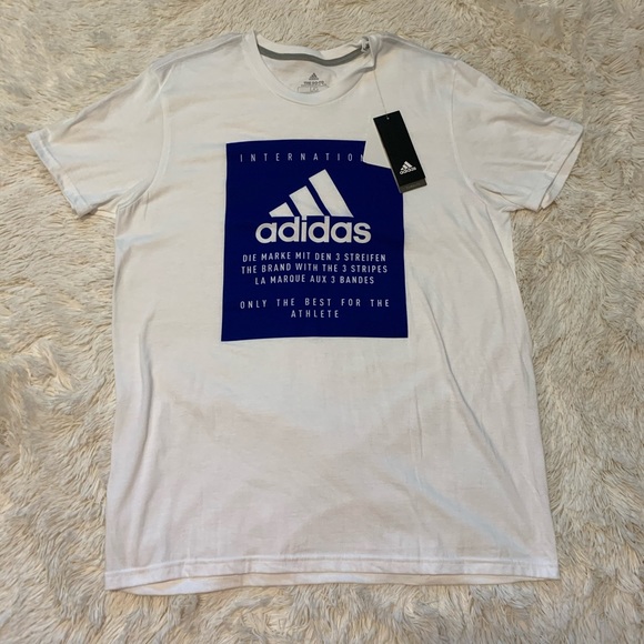 Adidas T-shirt - Picture 1 of 1